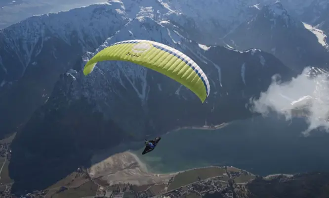 Paragliding Live Wallpaper android App screenshot 1